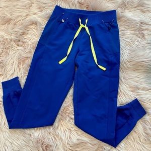 Figs petite joggers
